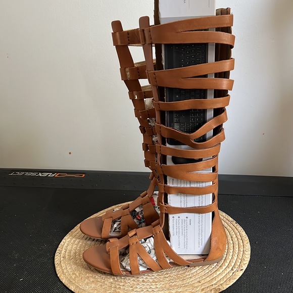 Sam Edelman Leather knee High Gladiators Sandals Size 7.5 - Picture 8 of 16